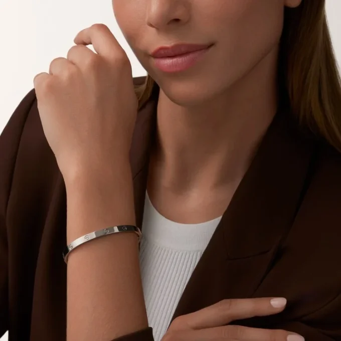 Pulsera Love, modelo mediano