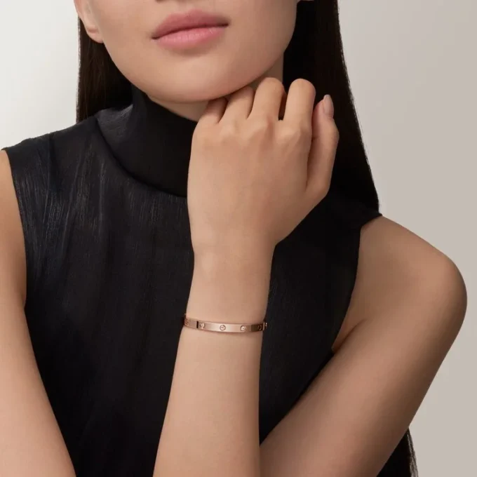 Pulsera Love, modelo mediano, 4 diamantes