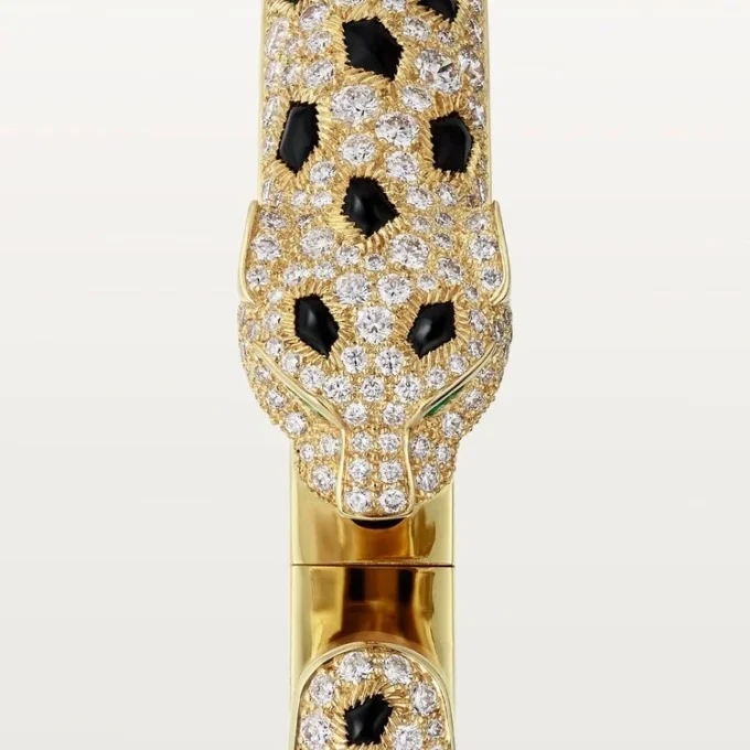 Pulsera Panthere De Cartier, modelo mediano, con medio pavé