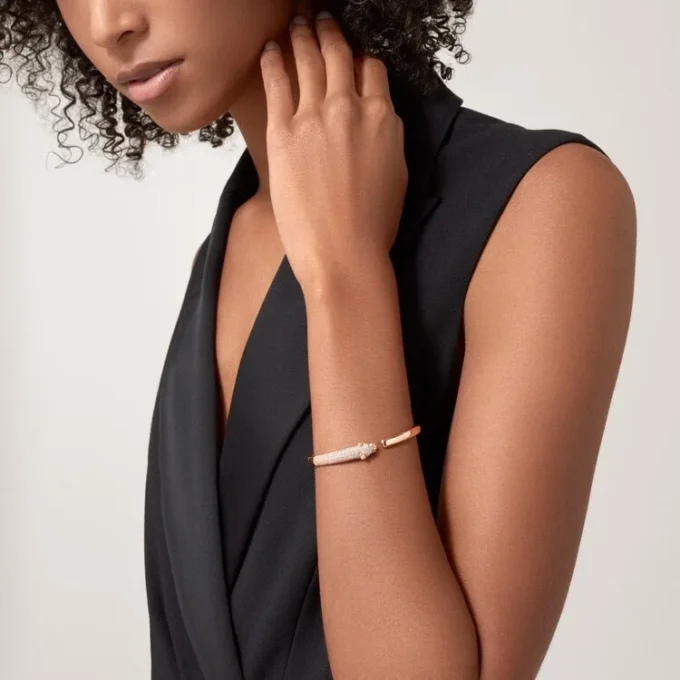 Pulsera Panthere de Cartier, modelo pequeño, semipavé